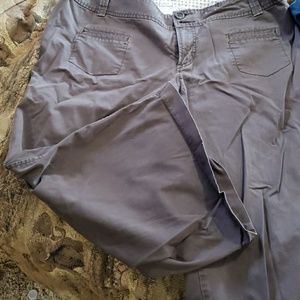 Old Navy brown capri